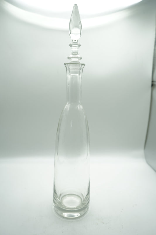 glass decanter with stopper
