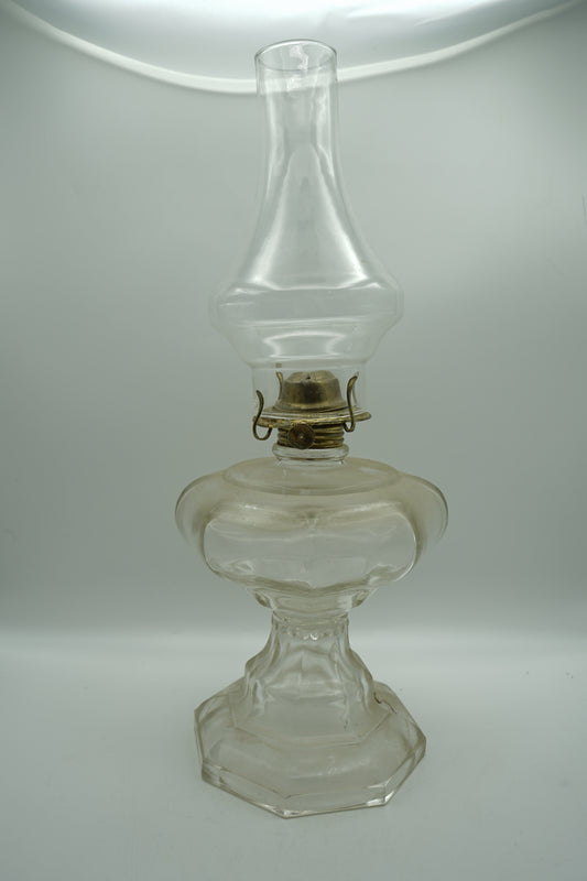Antique Clear Glass Oil Hurricane Lamp with Clear Chimney
